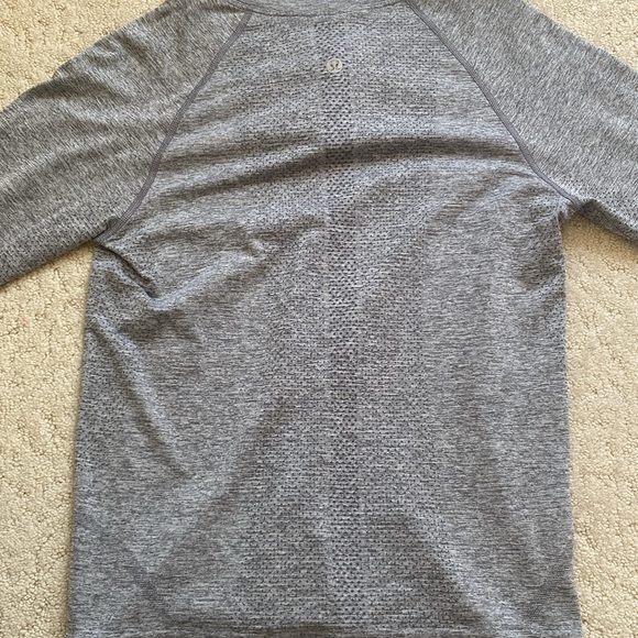 Lululemon Swiftly Tech Long Sleeve 2.0 *Race Length - Picture 3 of 6